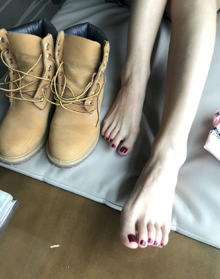 在线观看无颜之月