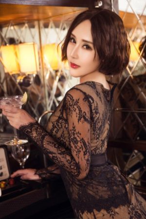 李雪琴