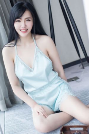 唱歌的大姐姐也想做在线观看