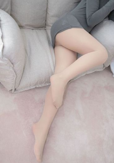 交换朋友夫妇客厅互换视频