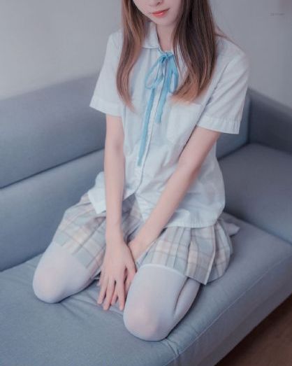 宝贝乖女你的奶真大水真多动漫