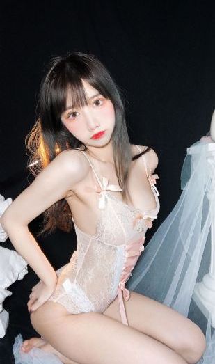 春咲梓美