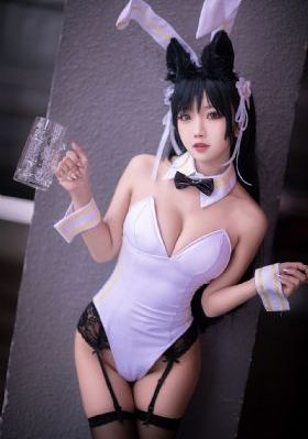 年轻性感妈妈